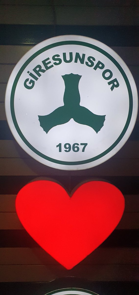 BIRAKIN ARTIK GİRESUNSPORUMUZUN YAKASINI 
DERHAL İSTİFA 
YÜZSÜZLER 
REZİL ETMEYİN BİZİ ARTIK YETER 
GİRESUNSPORU SEVİYORSANIZ 
GİDİN ARTIK