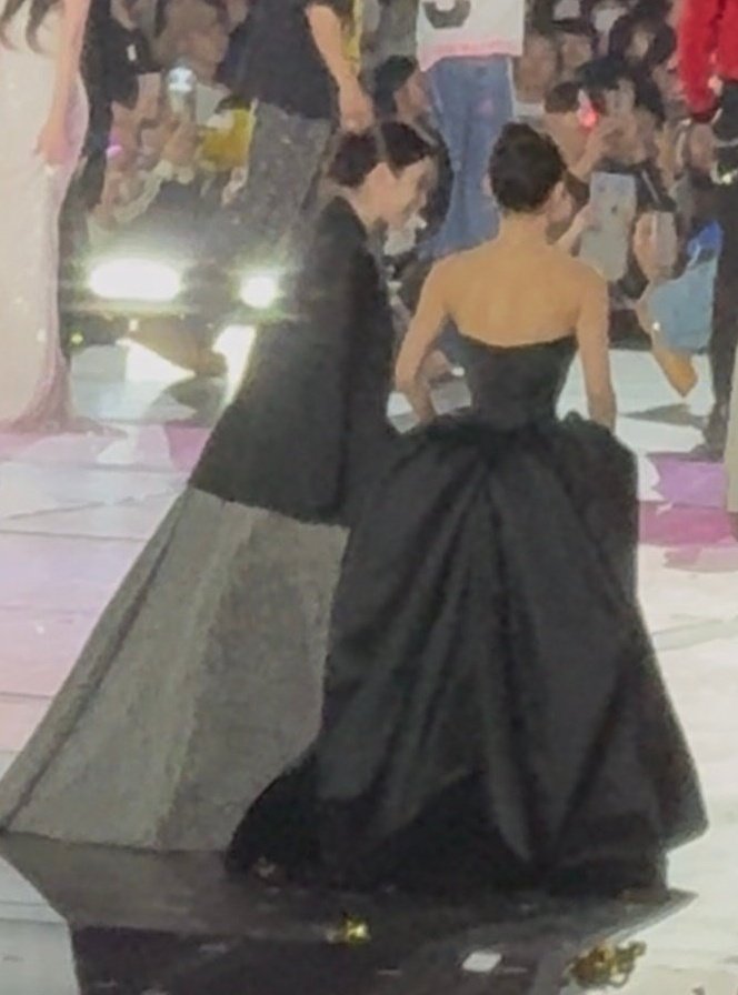 Finally, we got a little crumb of IU and Kim Yoojung together love seing My Girls together since then🩷.

"Did We Make it".                "Yes We did it"

#IU #KimYooJung #AAA2025_KAOHSIUNG