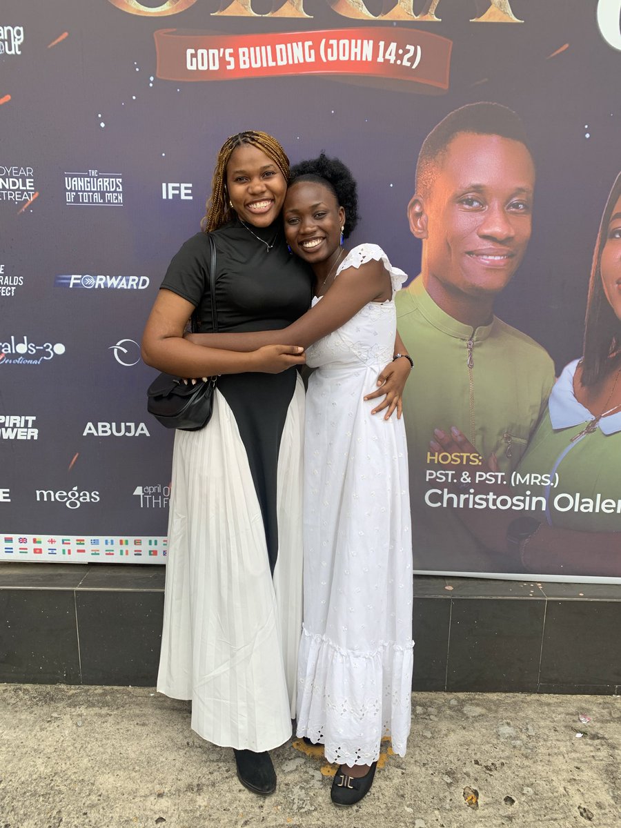 Happy Sunday from Aymiee✨