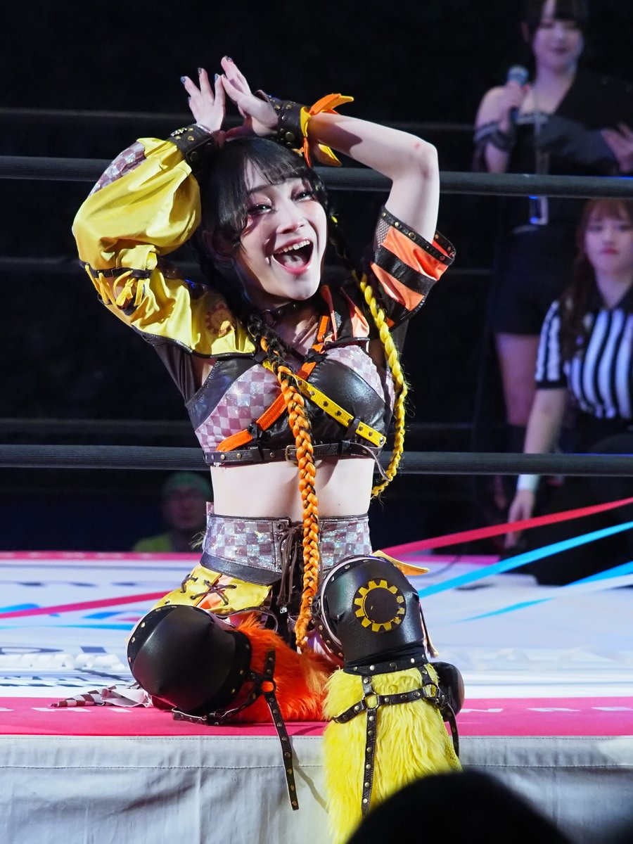 おちゃプロ 後楽園 2025.12.7 HIMAWARI選手 王冠ポーズからの元気に