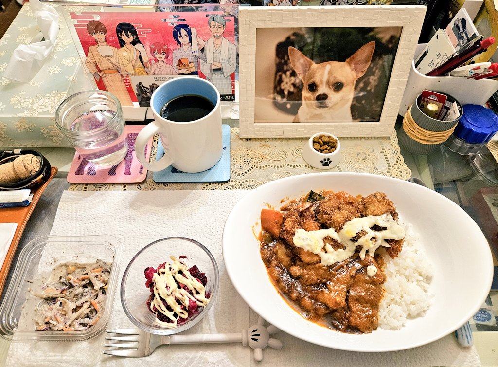 さてめし！ 今日は🍛！！久々だ〜！w アベちゃんもおいで