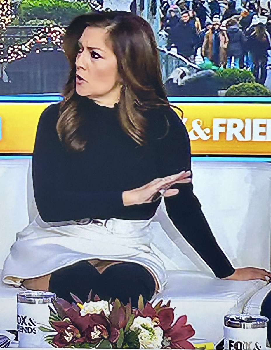 emearlyemearly's tweet photo. I think Rachel chose the wrong skirt to wear on the couch on Fox News today. #FoxNews https://t.co/C6ZmSL3NJL