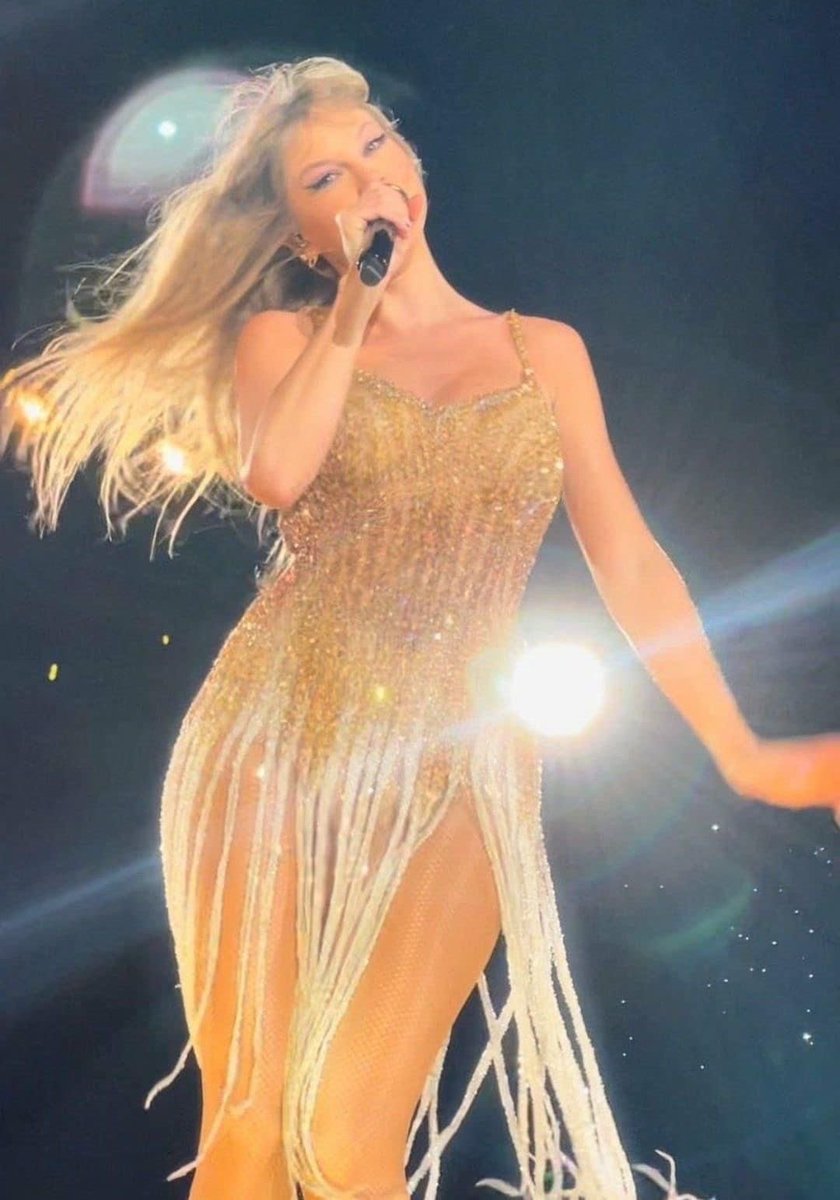 best of swift ❁ tweet media