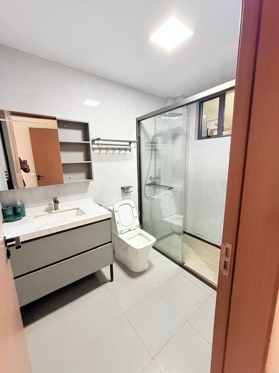 urbanspace_ke's tweet photo. 🌆  A Rare Opportunity in the Heart of Nairobi. 📍KILIMANI

Discover a prestigious development located just moments from the Nairobi CBD, where panoramic skyline views, spacious modern interiors, and top-tier amenities come together to create the ultimate city lifestyle. https://t.co/dsyGmAiFdN
