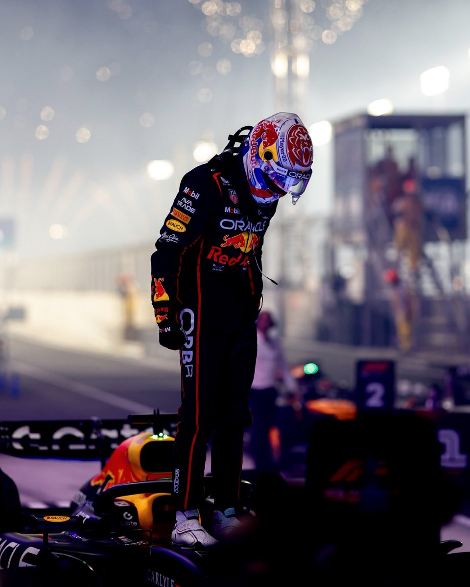 B24PT's tweet image. the streets won&apos;t forget 2025 Max Verstappen.