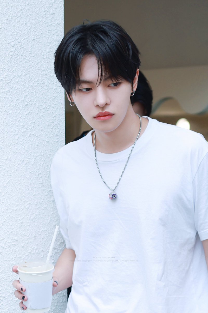 lowlit_leo's tweet image. 250825
#이리오 #리오 #LEO
#ALPHADRIVEONE #ALD1 #알파드라이브원