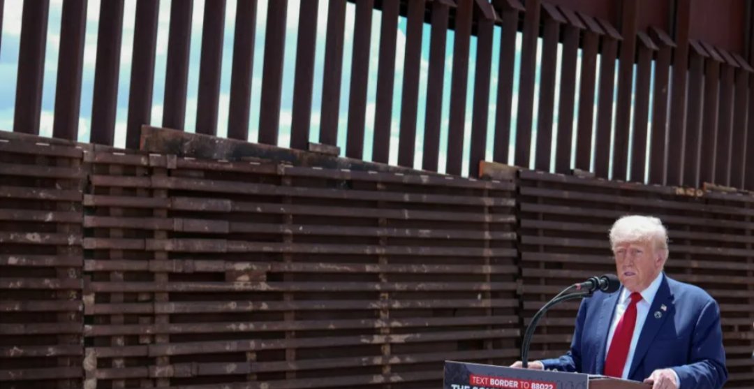 "La Corte suprema en EEUU ha tratado de limitar el accionar de las cortes bajas en las decisiones que se tomen respecto de esta politica anti inmigratoria" Rober Valencia analista político desde Nueva York en <a href="/CenLinea/">CorresponsalesOk</a>