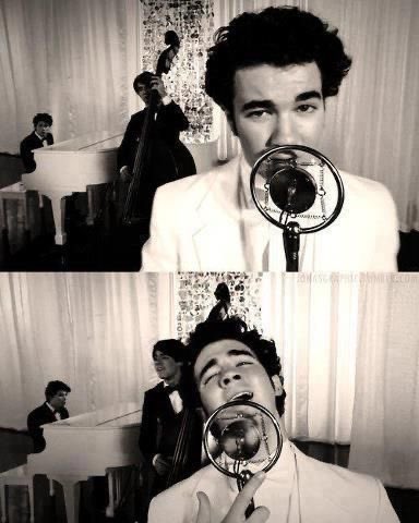 infokevinjonas's tweet photo. "Foi uma época da minha vida, que assim como tudo na vida, você cresce e aprende. As pessoas parecem se identificar com isso. Essa música é um pouco estranha, um pouco problemática, eu acho. Mas é engraçada, é uma música de um programa de TV, então ela precisa ser um pouco estranha. Mas eu cantei nos últimos dias. Provavelmente, não me deu a confiança que eu precisava, talvez me afetou negativamente e provavelmente enfraqueceu o meu crescimento."

— Kevin Jonas sobre a música “Scandinavia”, em entrevista recente para o podcast Zach Sang Show.