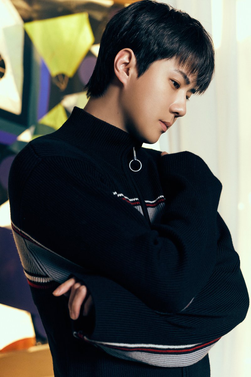 weareoneEXO's tweet image. 'REVERXE' Trailer Photo

#EXO #엑소 #weareoneEXO
#REVERXE