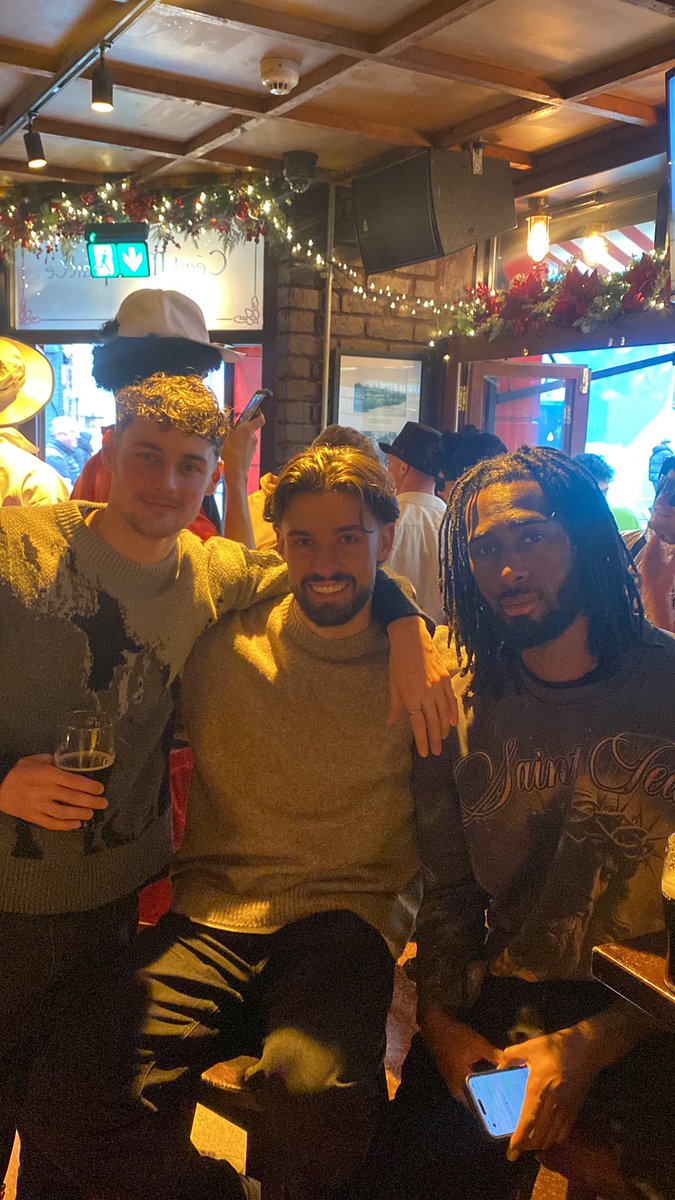 TemptedAfterDark tweet media