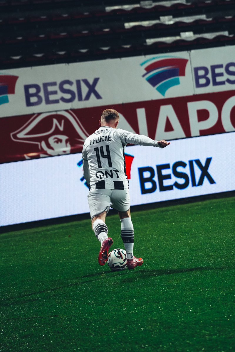 MaProLeague's tweet photo. 😩 | Charleroi n’a pas cadré le moindre tir aujourd’hui #KVMCHA
👟 7 tirs
🥅 0 cadré
📸 Charleroi https://t.co/aHowSZij1b