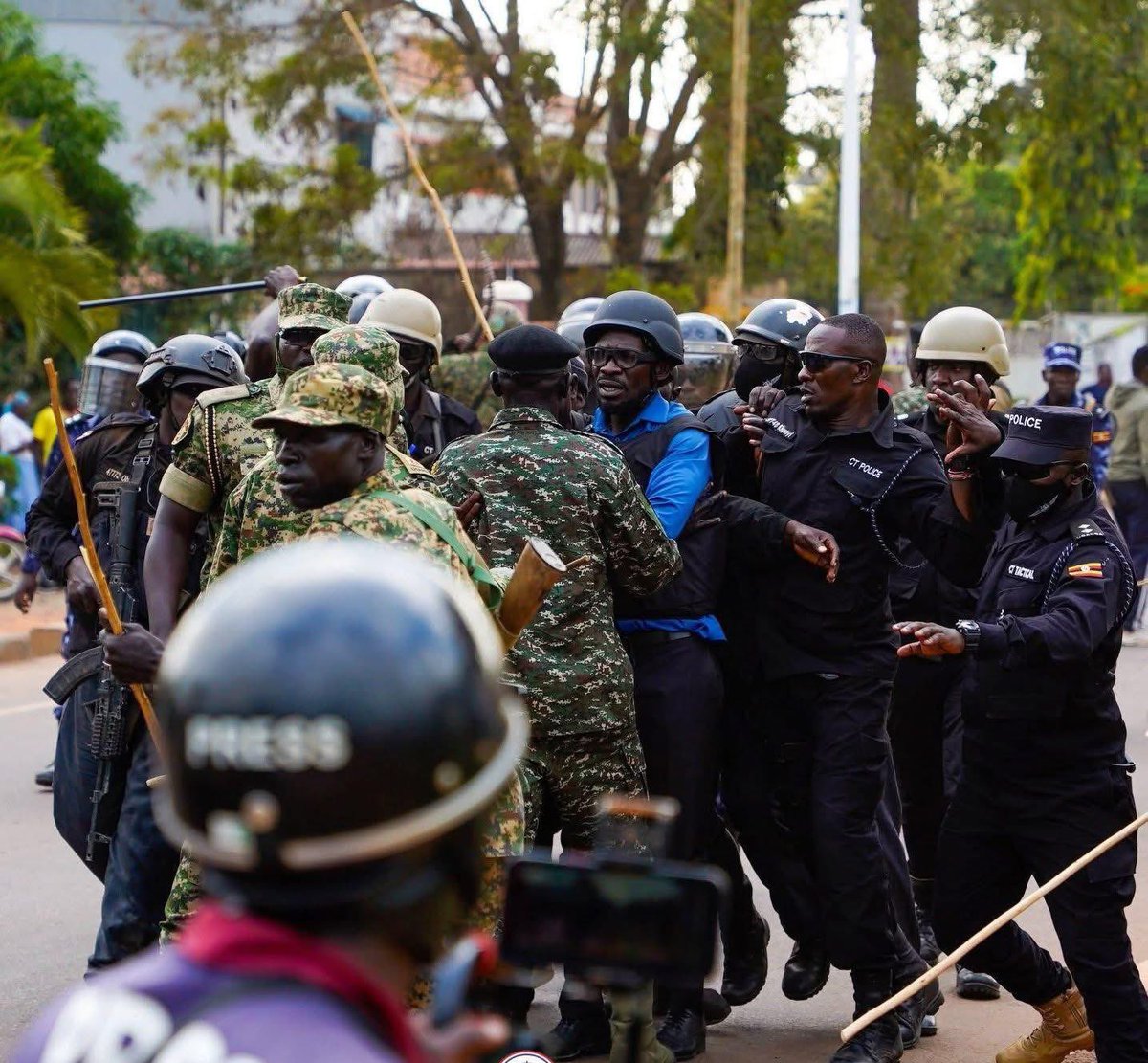Human Rights Defenders tweet media