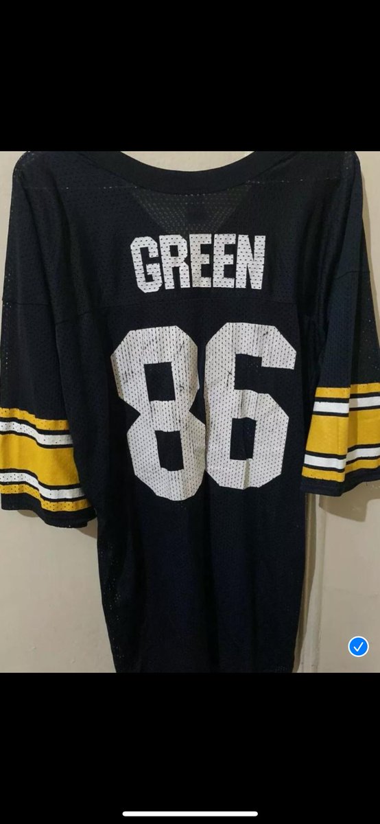 ericgreen86's tweet image. THE ERIC GREEN BOWL 2025 PART 1 IS TODAY!!! IT WAS A BLESSING TO REPRESENT BOTH OF THESE GREAT ORGANIZATIONS 8 OF MY 10 YEARS IN THE NFL!!! NOW MAY THE BEST TEAM WIN!!! AND I WOULD NEVER “PICK A SIDE”!!!! I LOVE BOTH!!!