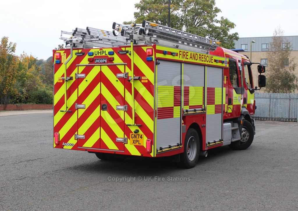 HAMPSHIRE &amp; IOW FRS - WINCHESTER - RP
<a href="/HantsIOW_fire/">Hampshire & Isle of Wight Fire & Rescue Service</a> <a href="/WinchesterStn30/">Winchester Fire Station</a>