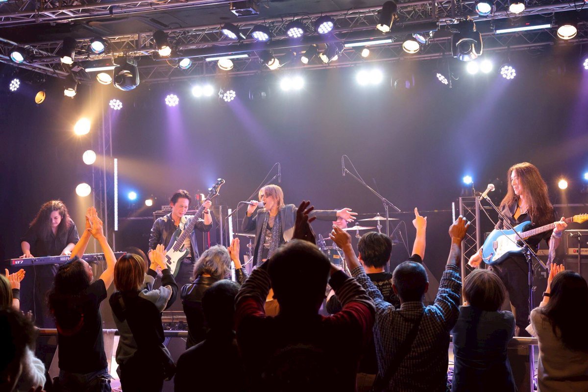 kohta_synth's tweet photo. ホンジツ、郡山#9にてライブ！！
ボーカルでスペシャルゲストKazuさんに参加していただきました！！！
2日間の東北ライブ、非常に楽しかった🙂
皆さん有難うございました、、！
引き続き精進していきます、何卒！ https://t.co/3m6UkjsyvF