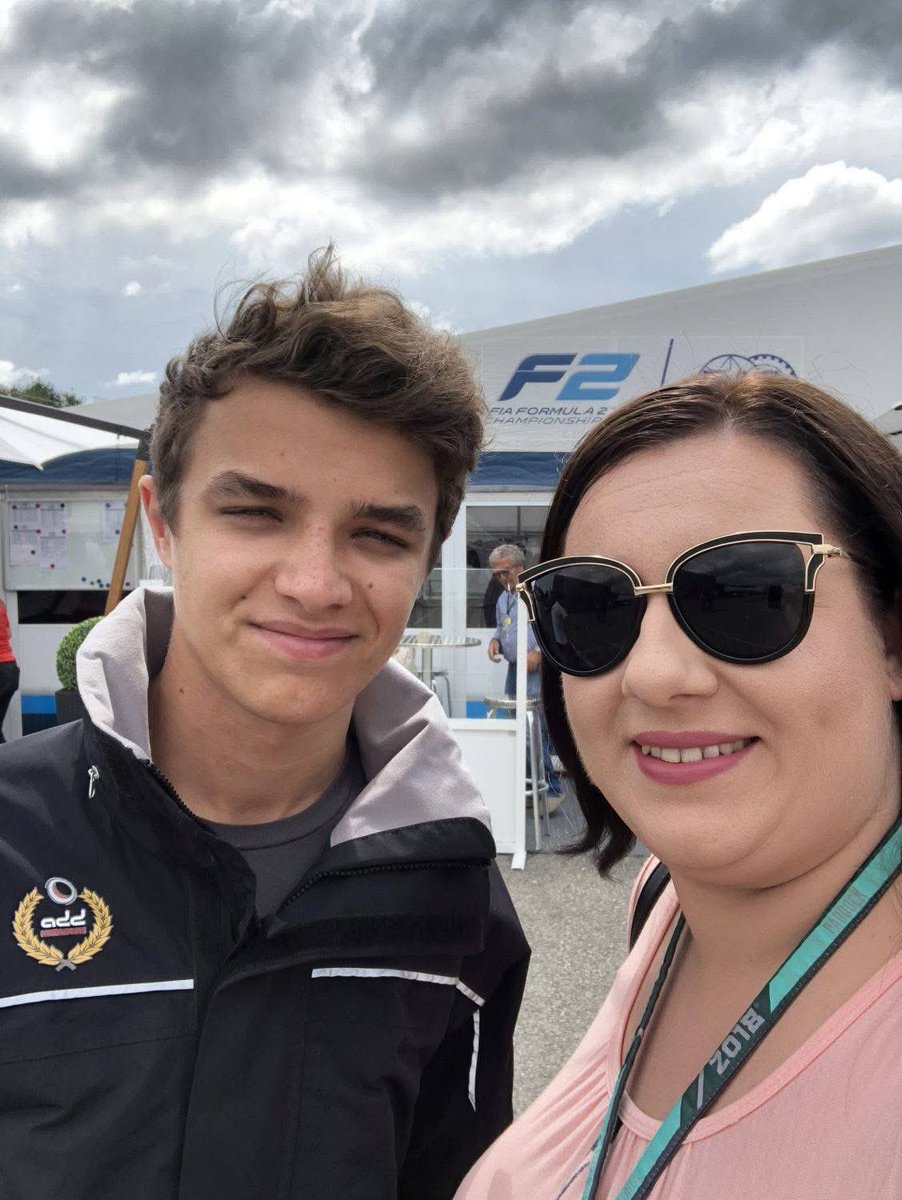 alonsowaa's tweet photo. HE MADE IT!!! 🏆😭 LANDO NORRIS @LandoNorris IS A WORLD CHAMPION! What a season. What a journey. What a driver. 🫶
Massive congratulations to McLaren @McLarenF1 for building a true championship-winning team. 🧡 #F1 https://t.co/R6mg6qpWQC