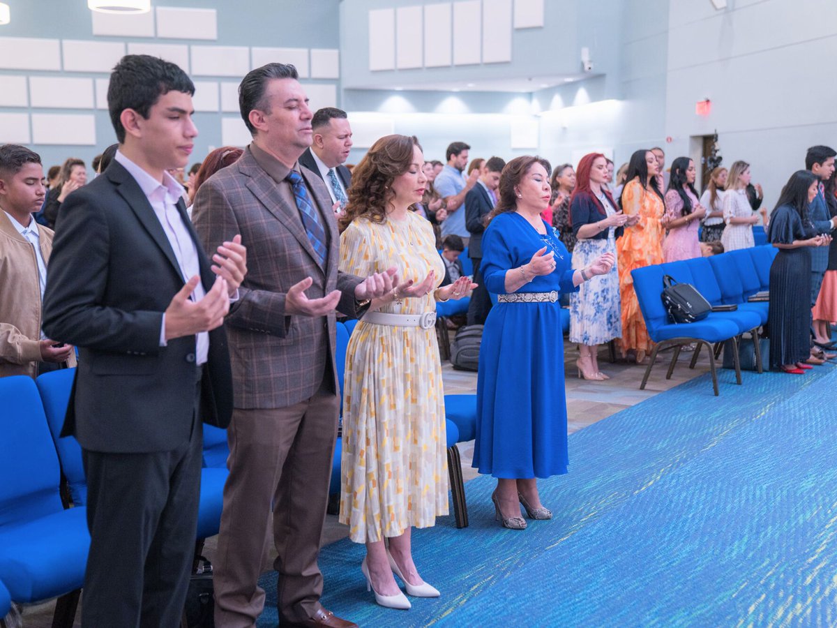 MLPiraquive's tweet photo. Fotografías de la enseñanza Lucas 16, presentada el 7 de diciembre de 2025 en las sedes de la Iglesia de Dios Ministerial de Jesucristo Internacional. Realizada por nuestra Hermana María Luisa Piraquive.
#idmji #marialuisapiraquive #piraquive #enseñanza #biblia #lucas16