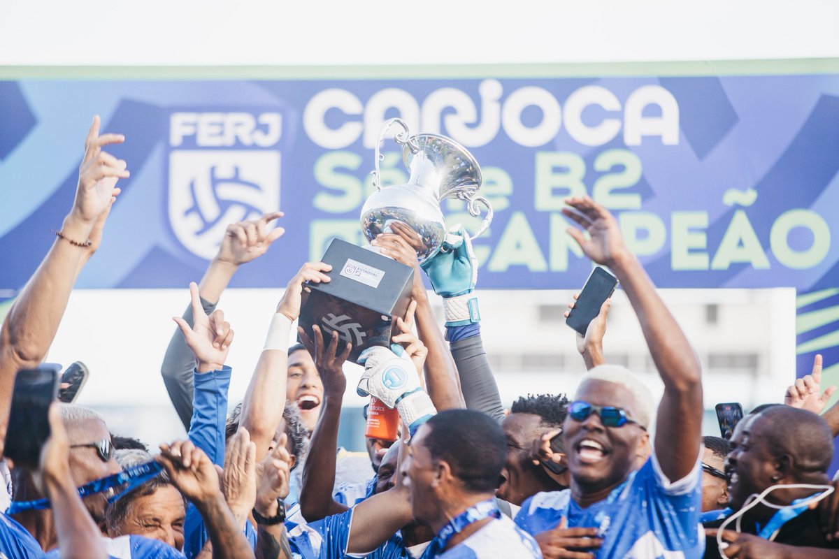 FFERJ's tweet image. 🏆 É CAMPEÃO! 🏆

Jogando em casa, Goytacaz goleia o Macaé por 4 a 1, na tarde deste domingo (07/12), e conquista o Campeonato Carioca Série B2.

Parabéns, @goytacazfc!

📸 Caio Lemos