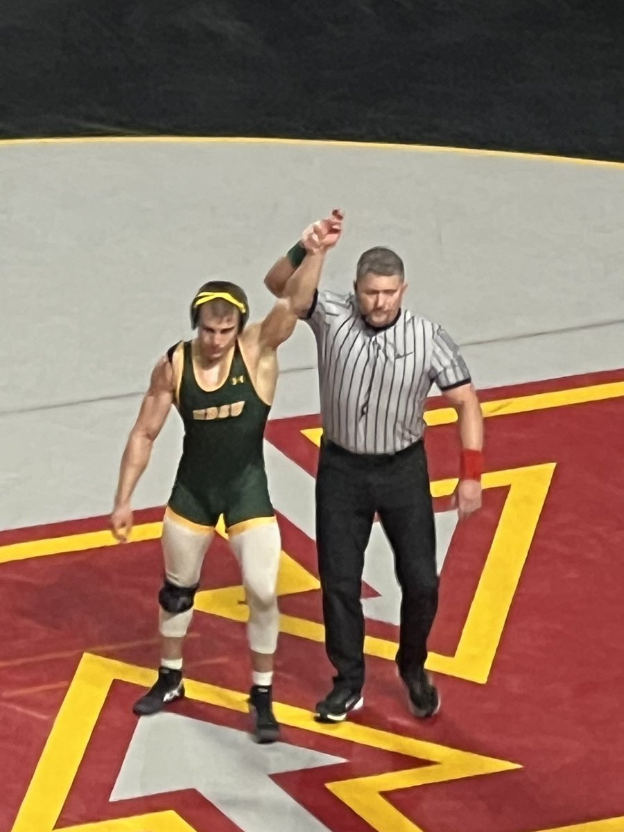 ByronWrestling's tweet image. @ByronWrestling Alumni Maxwell Petersen with the gritty win today against the Gophers. 
#ByronBears @ByronBears