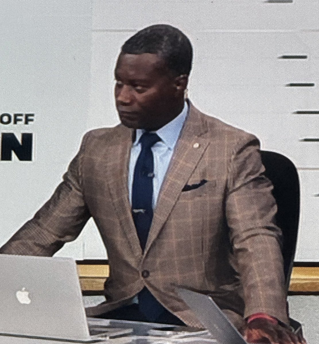 RadioDjRoadDogg's tweet photo. Cane Fam look at Joey Galloway’s reaction to Miami getting in the Playoffs! Dude hates us! 😂🙌 https://t.co/xzschojeUX