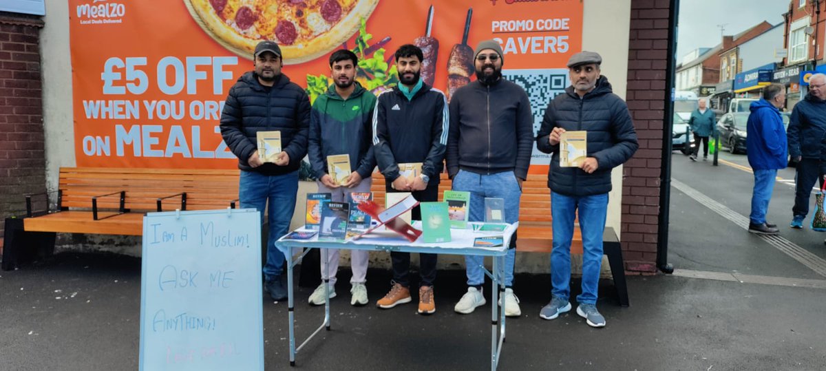 Ahmadiyya Muslim Elders Association Dudley chapter organised an outreach activity on 06.12.2025 in Blackheath Town Centre to spread the peaceful message of Islam and promissed Messiah, Mirza Ghulam Ahmad from Qadian.    
#stopww3
<a href="/Ansarullah_UK/">Majlis Ansarullah UK</a>
<a href="/ukmuslims4peace/">UKMuslimsforPeace</a> 
<a href="/AMEA_UK/">Ahmadiyya Muslim Elders UK</a>