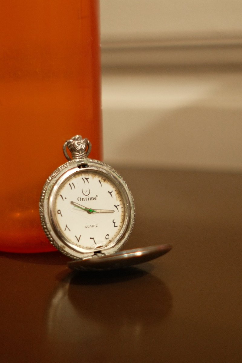 深夜特急の追体験がしたく、イランのイスファハーンでアラビア文字の