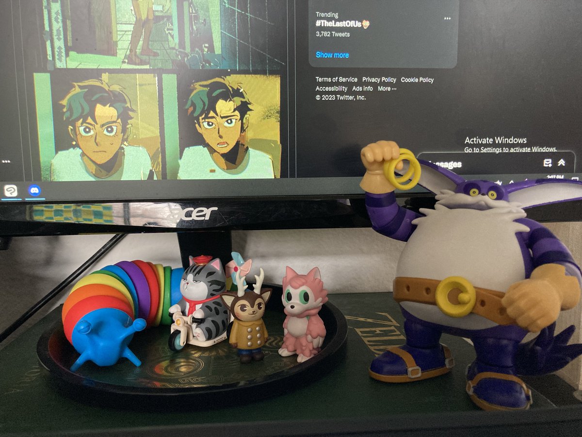 I miss my old office space!!