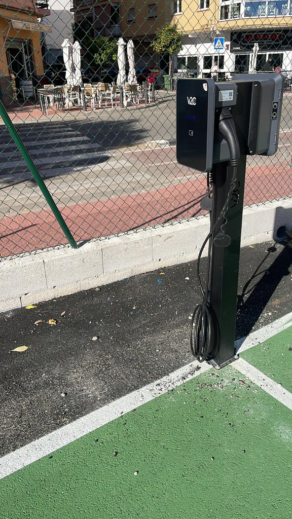 GCE_Valencia's tweet photo. Gandía es un municipio preparado para la movilidad eléctrica gracias a GCE. 

#LoHacemosFacil
#ConGCEtuAhorras https://t.co/FlwUJWsMEc
