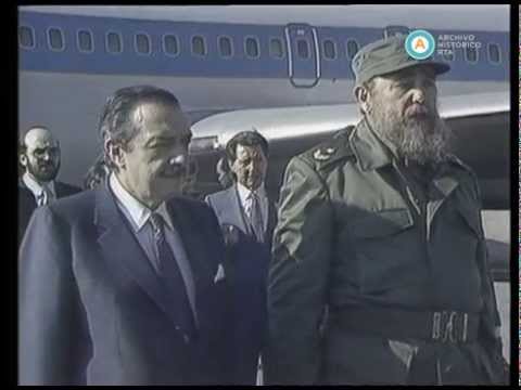 Este pajero se dice profesor de derecho constitucional.

Martínez Paz te diría pelotudo a pila atómica.