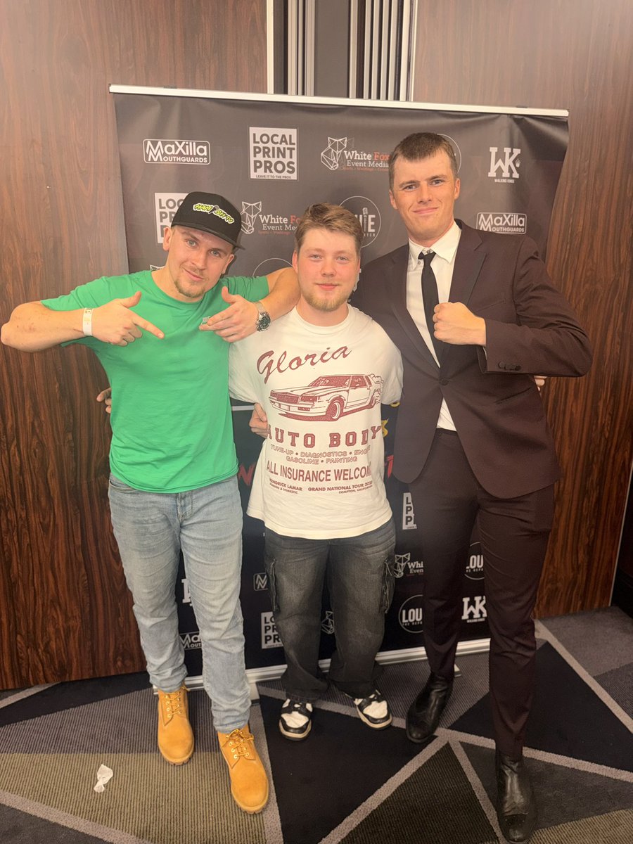 3 goats
<a href="/BenRogers2005/">Ben The Juggernaut Rogers</a> <a href="/Jodyeds2001/">Jody Edwards</a>