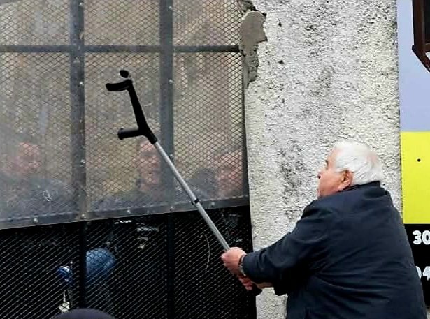 Hè mortu Pierrot Susini.
Patriottu corsu di sempre, militente à l'ARC, era prisente in Aleria, i 21 è 22 d'aostu di u 1975 in giru à Edmond Simeoni, induve fù feritu à un pede.

Omu di valori, sinceru è curagiosu, hè statu unu di quelli chì hà apertu a strada di a lotta