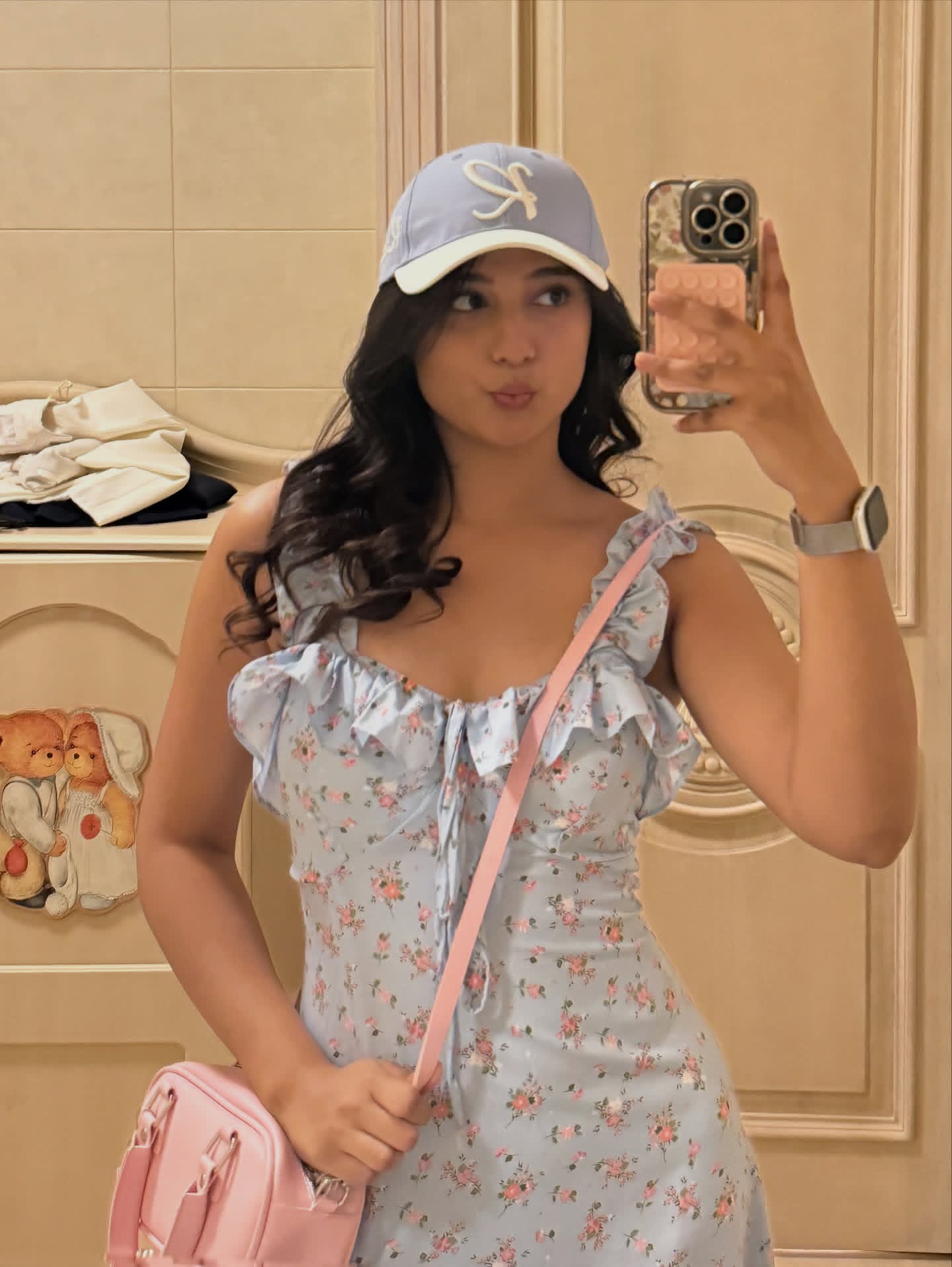 G7lA22NbsAE3CyC?format=jpg&name=large