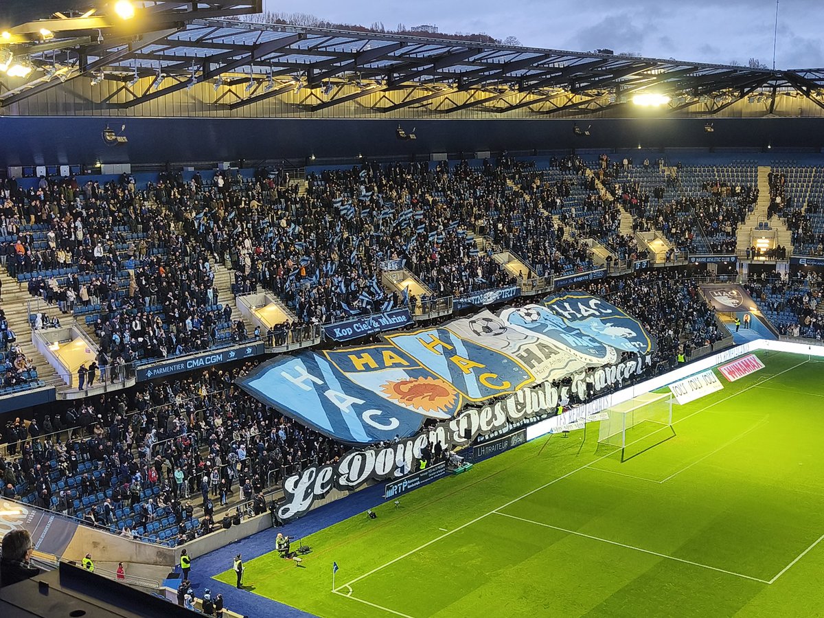 DoyensLeMedia's tweet photo. Le doyen des clubs français ! 🩵💙

#HACPFC #Ligue1McDonalds @Ligue1 https://t.co/EtMS5p5FdH