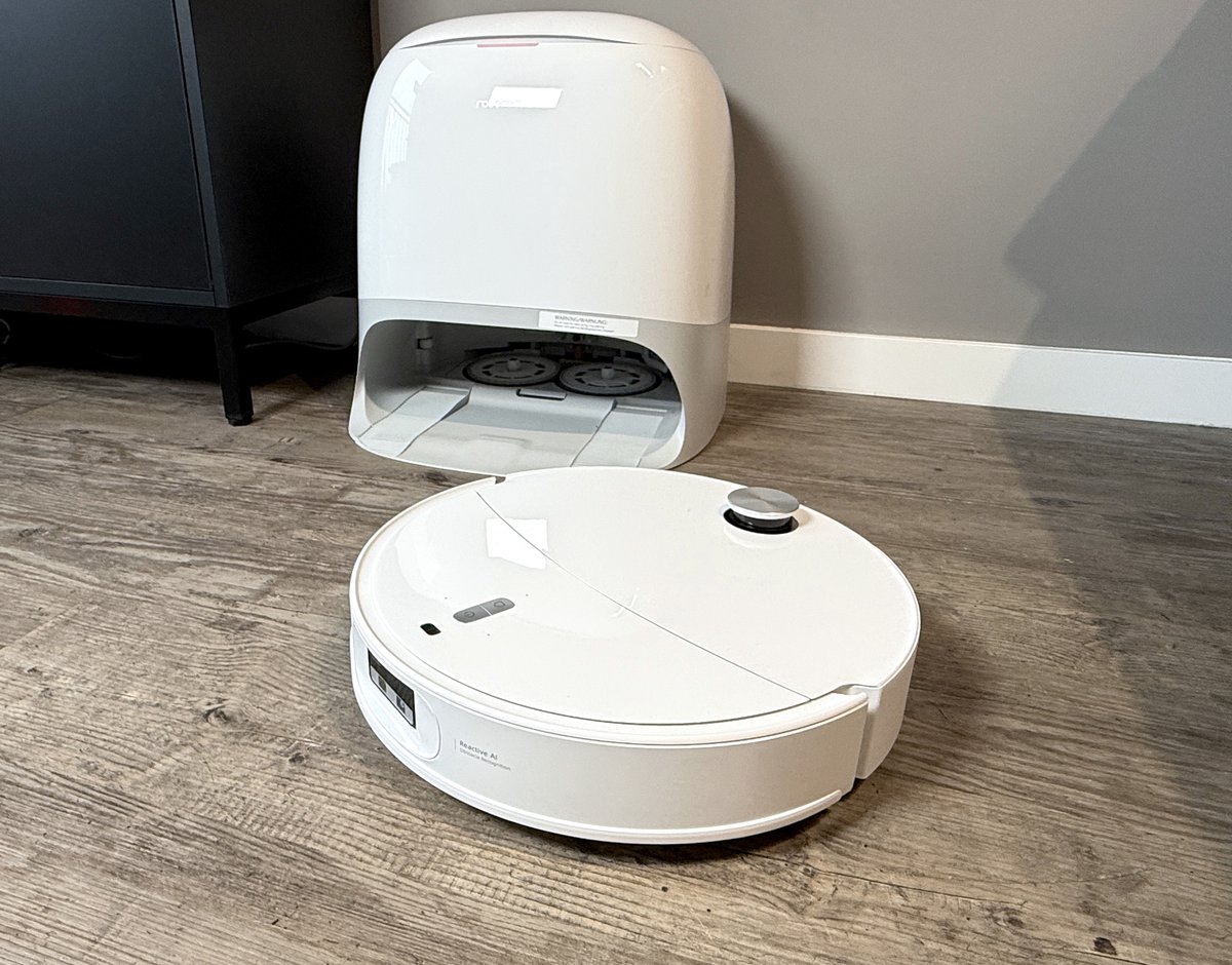 notebookcheck's tweet image. Rundherum verbesserter Saug-/Wischroboter mit praktischen Neuerungen: Roborock Qrevo Curv 2 Pro im Test dlvr.it/TPh7Hh #Roborock #Saugroboter #Wischroboter #Techniktest #SmartHome