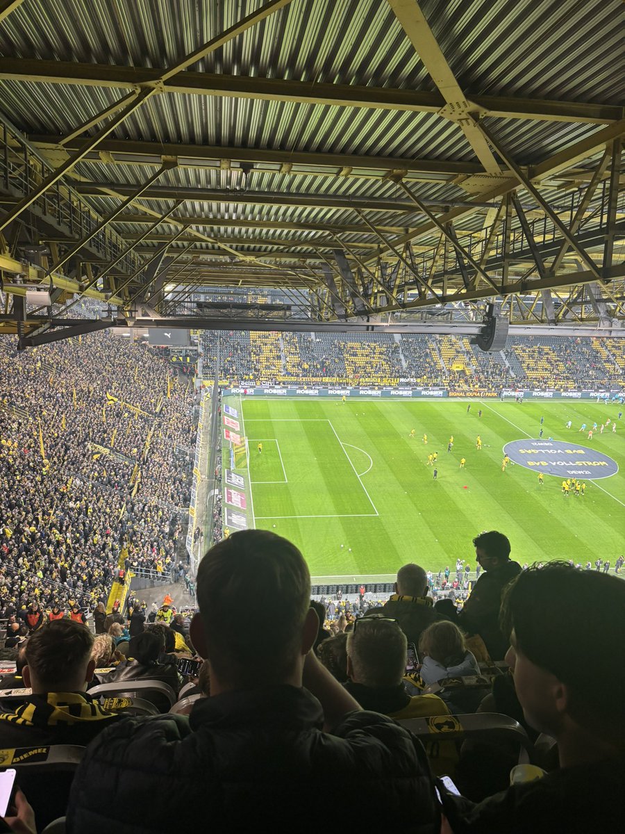 Freddanson3's tweet image. Bazoooo vs bvb #Bajen