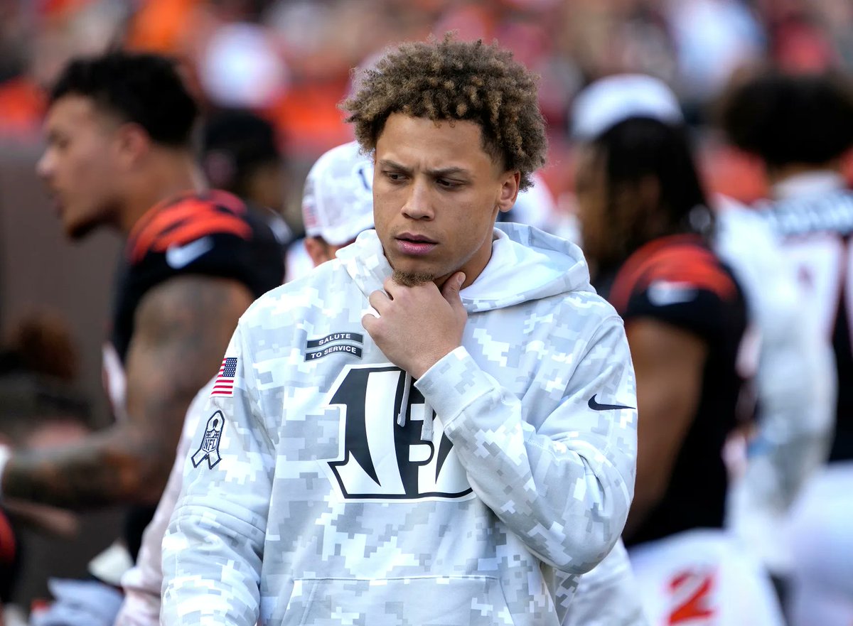 NFL_DovKleiman's tweet photo. Yikes: Jermaine Burton suspended by the Bengals for today's game against the Bills.

Burton's suspension will cost him $59,320.

He'll be listed as inactive 😬 https://t.co/wy6NF32G6d