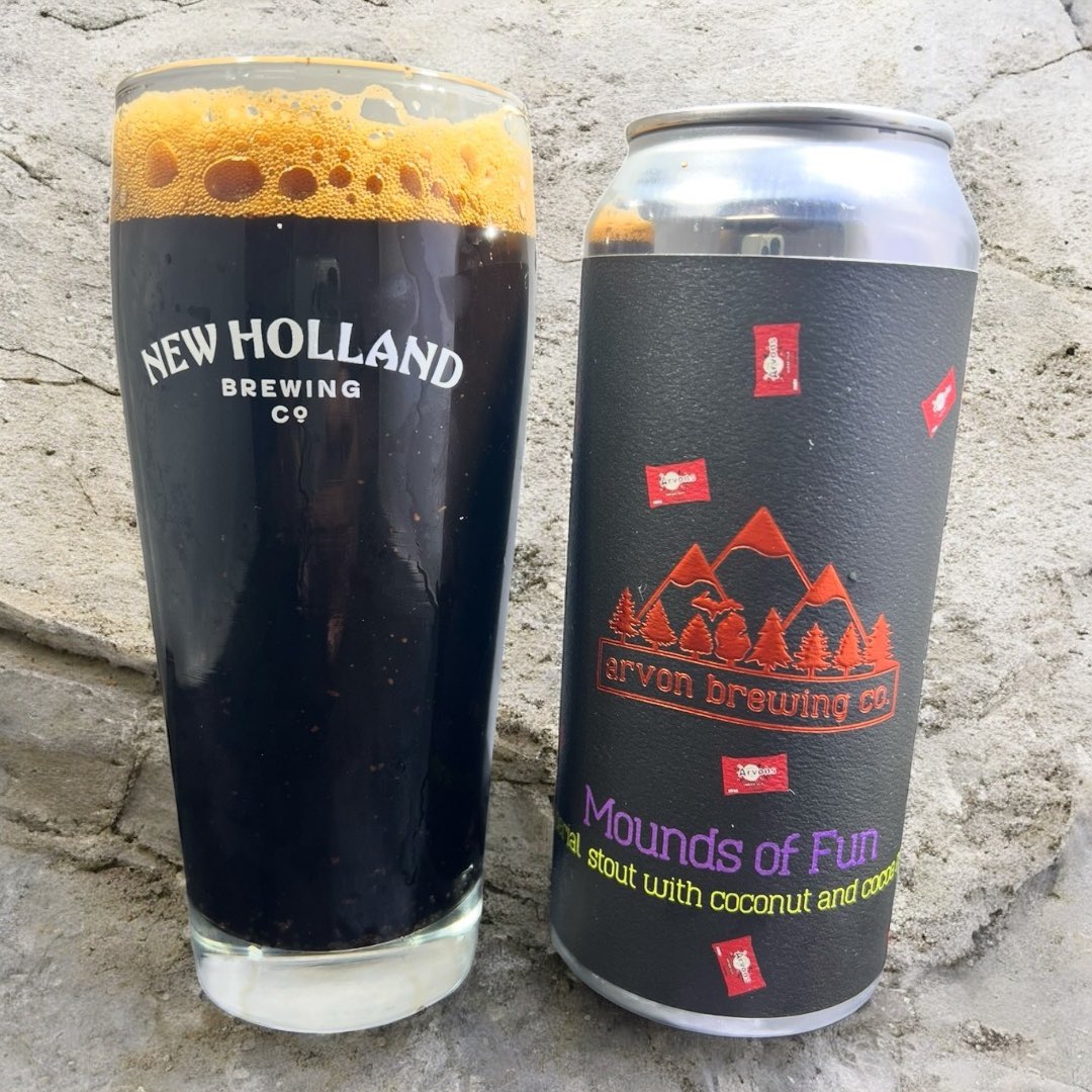 BeerAdviser's tweet image. 🥥 Mounds of Fun – @arvonbrewingco (Grand Rapids, MI)

11% Mounds bar stout. Tastes like childhood dreams got a brewing science degree. Toasted coconut, dark chocolate, serious backbone. Skip dinner. 

Rating: 4.25/5.0 

#TheBeerAdviser #ArvonBrewing #PastryStout