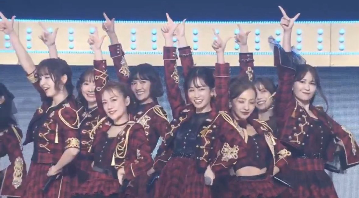 あまりにも締まりが良すぎる
絶対的センター健在
 #AKB48は青春ですin武道館