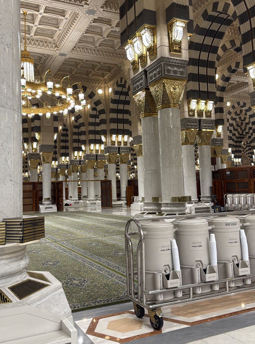 كما ختَمت الجُزء الأول ستختمُ
الجُزء الثاني ثم الثالث والرابع والخامس إلى أن تفرح بخِتام الثلاثين جُزءًا

أنتَ فقط استعِن باللَّـه ولا تعجز!

ولا تقُل الكل ختم وبقيتُ أنا لا تتعجّل  وعِش لذائذ أيام الحِفظ الجليلة وأنتَ مُطمئن!