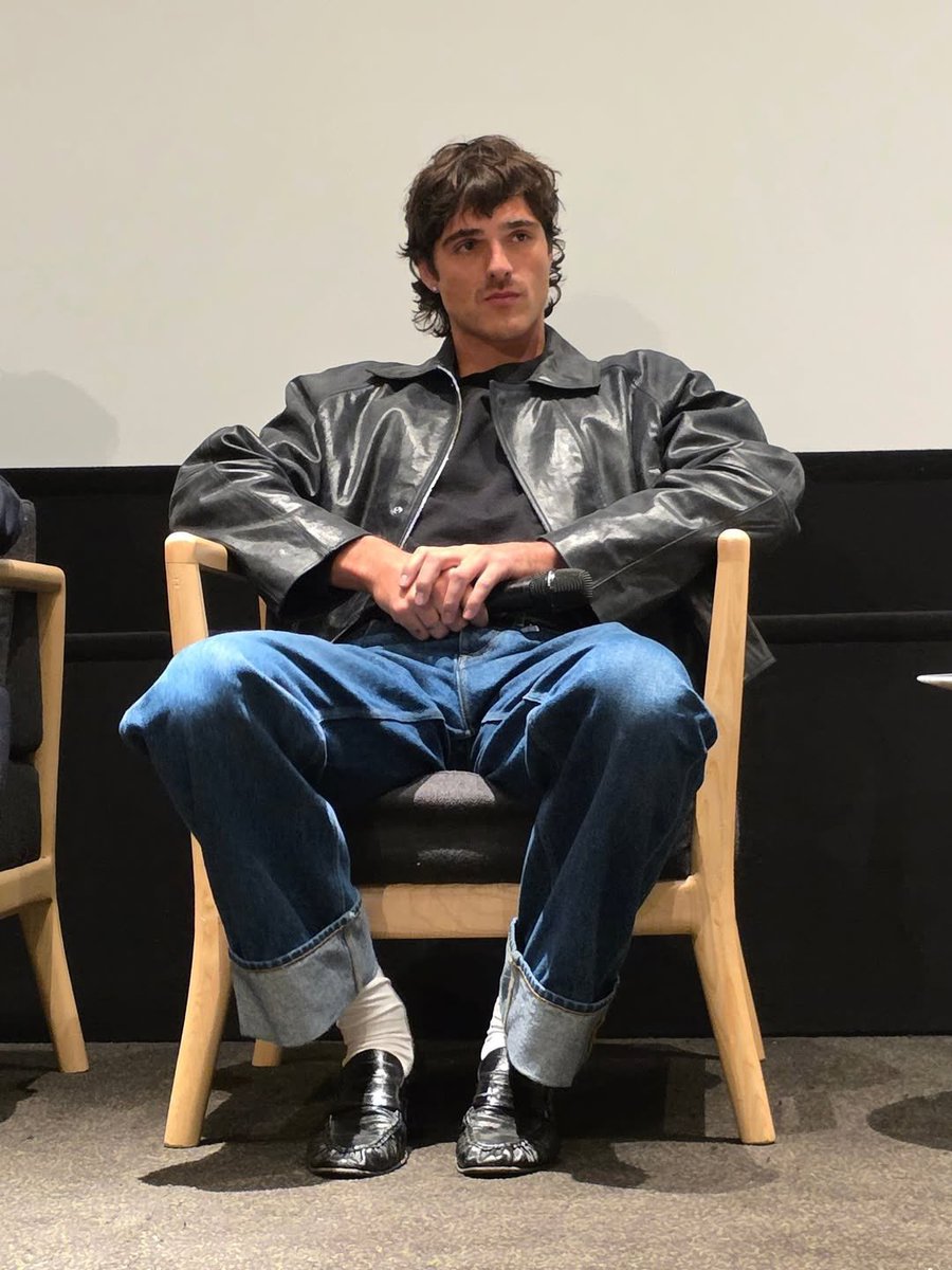 elordisdior's tweet image. UM HOLY FUCK