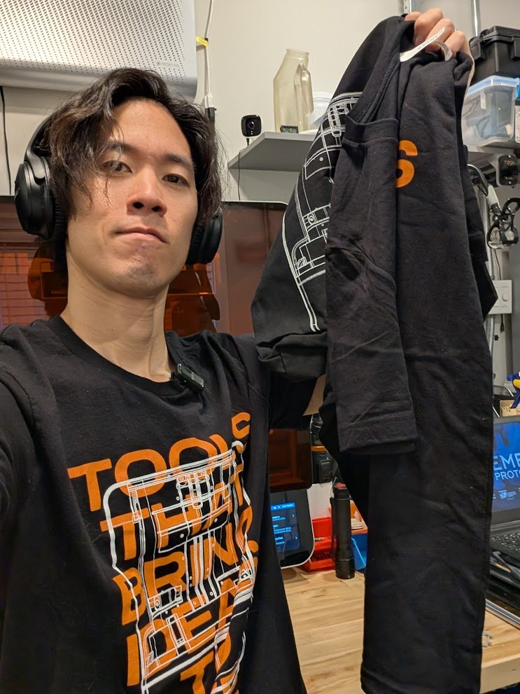 emberprototypes's tweet image. 🚨🎁GIVEAWAY ALERT🚨🎁

Have some extra @formlabs swag I am giving away! Medium t-shirt and 2 Form 4 tote bags!

1) reshare this post
2) follow me on Instagram, YouTube and Twitter (X)
3) leave any comment below 🙂

Will draw a winner across platforms in a week, good luck! 🤞