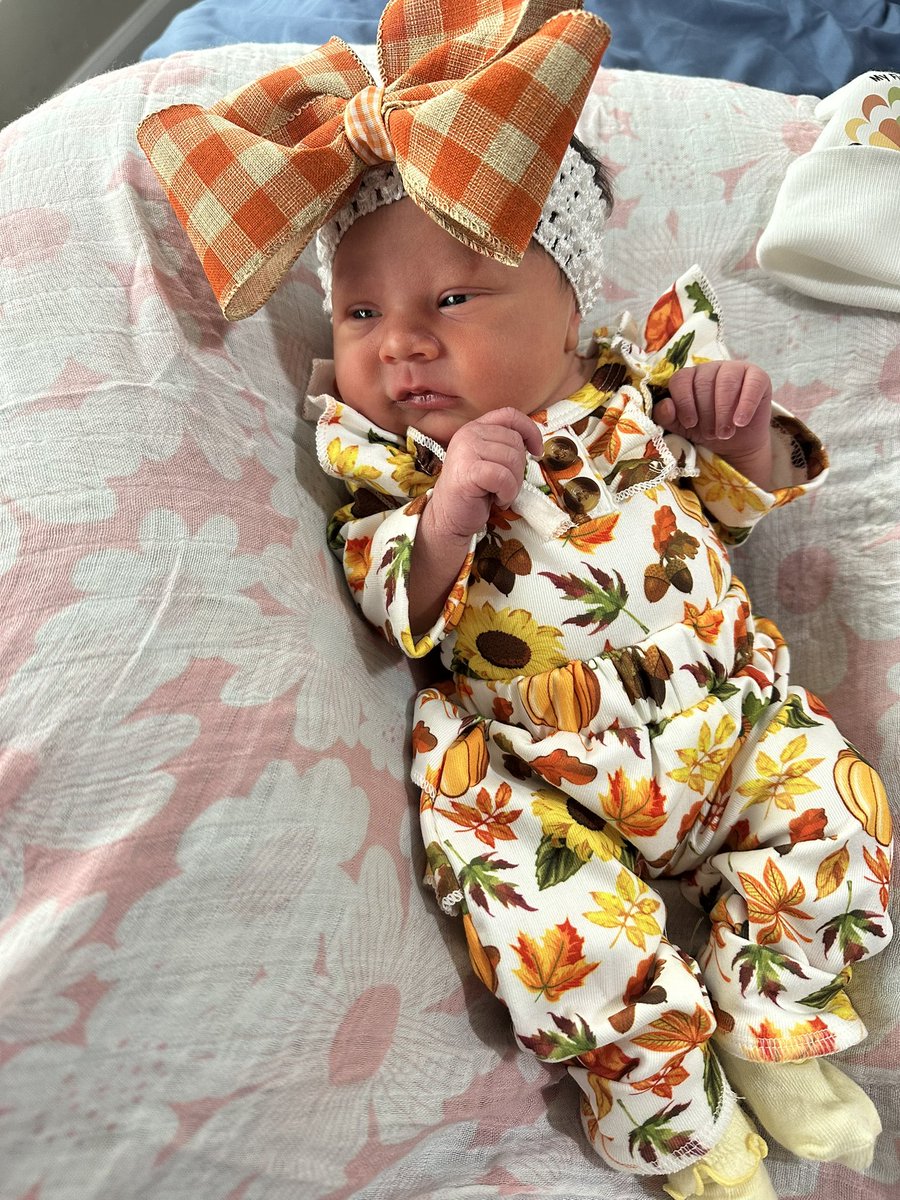 kaseghampton's tweet photo. Update: I'm a girl dad now🎀👣 https://t.co/sqqijw2FZM