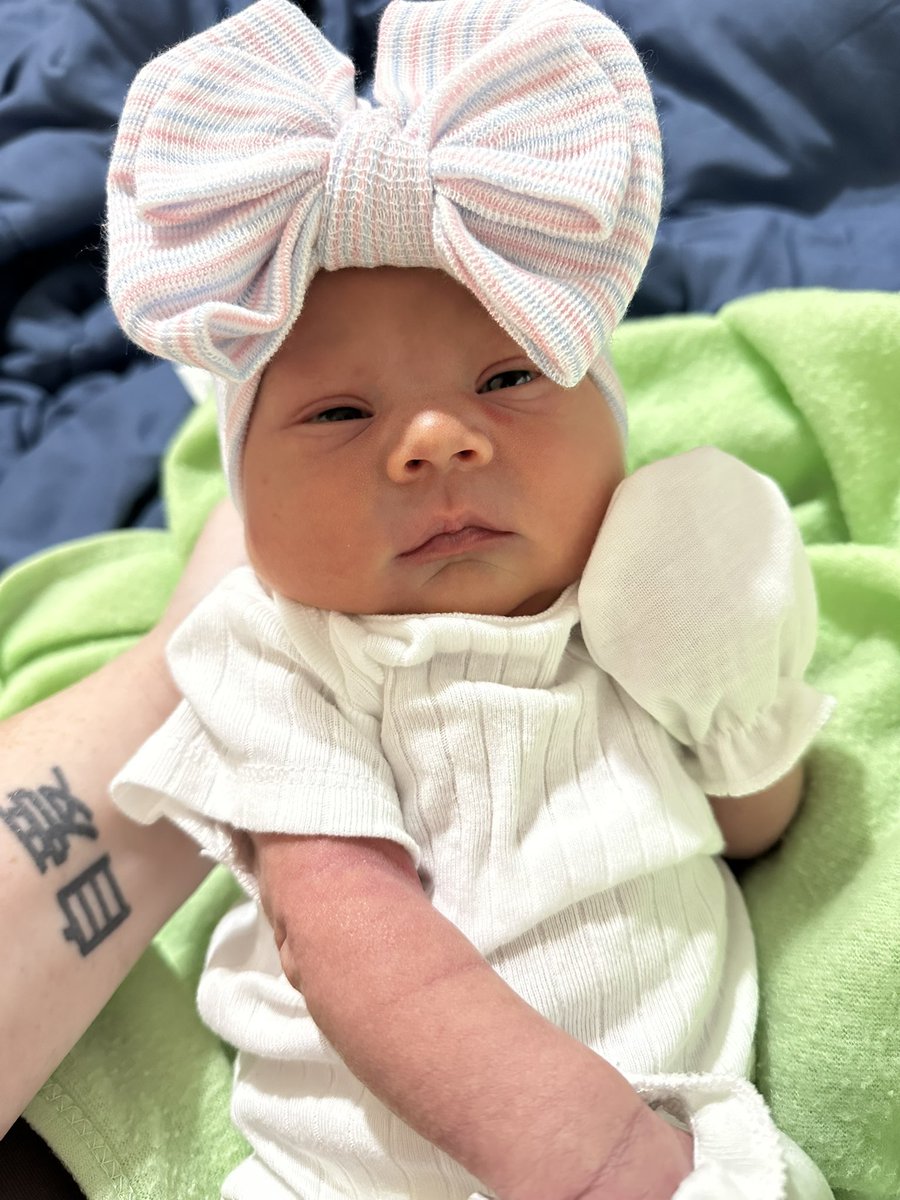 kaseghampton's tweet photo. Update: I'm a girl dad now🎀👣 https://t.co/sqqijw2FZM