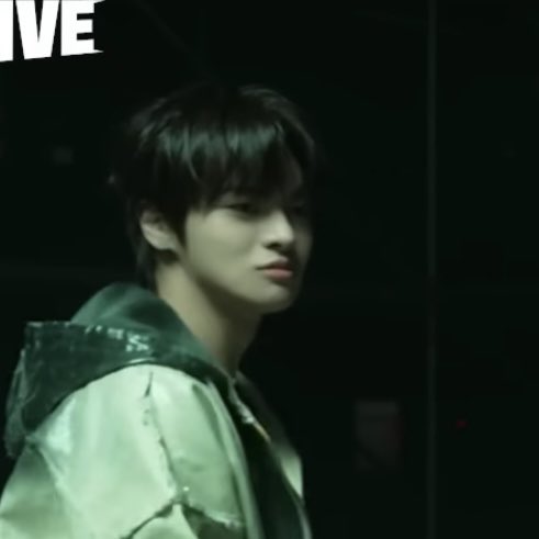 moni 𐙚 // slow. tweet media