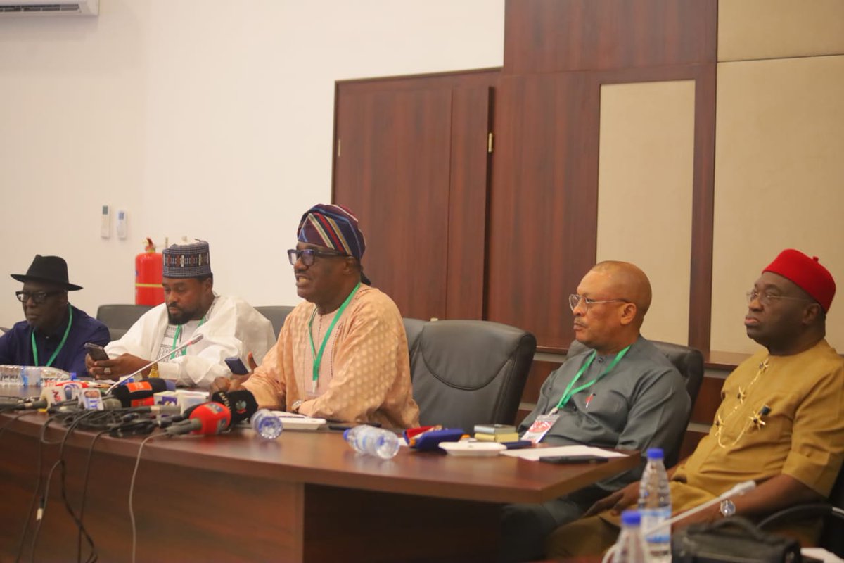 Lere Olayinka - Aresa 1 tweet media