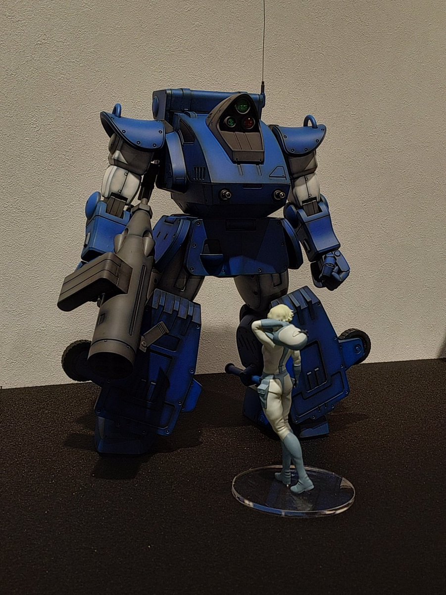 彩色担当品<a href="/yamags/">YAMAG</a>さん原型スナッピングタートル。

アニメ版よりマッシブになって迫力の造型、1/24キットからカッコ良い。
AT-06ブルーにてベース塗装