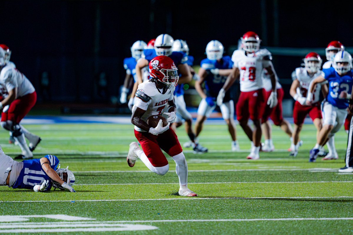 Junior season film, take a look!
🎥-hudl.com/v/2SbvMf