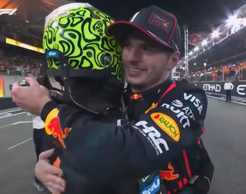 VerstappenZone's tweet image. We are congratulating Lando for his win but CultLH and Lando fans are busy in proving how Lando is better than Max 🤦🏻‍♂️

Calm down folks. No one on this current grid is at Max's level. Just enjoy your win 👍