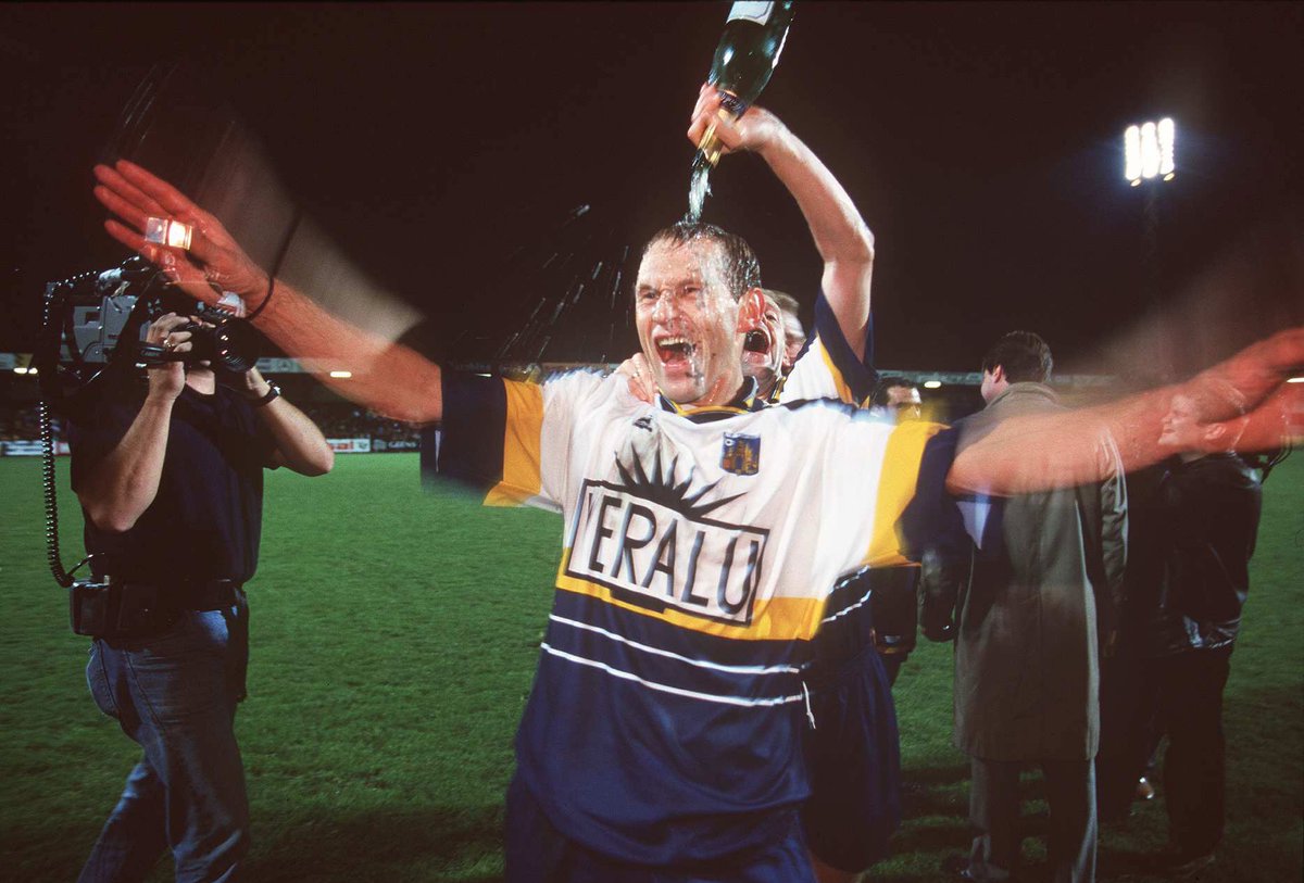 In al haar drang naar nostalgie wil #RSCA gewoon de bezoekjes aan het Kuipje in 1998 (6-0) en 2000 (5-0) re-enacten. 🤡 #WesAND