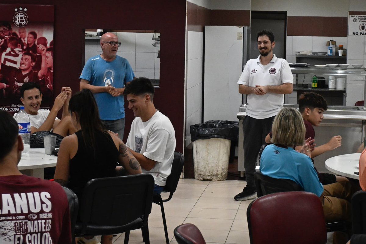 🇱🇻 Se realizó la habitual jornada de camaradería con periodistas partidarios y nacionales

🔗 Información completa: clublanus.com/se-realizo-la-…